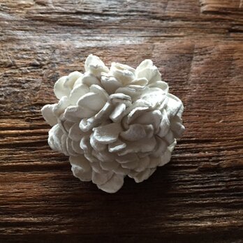 革花のカブトピン MSP  金具4cm 白の画像
