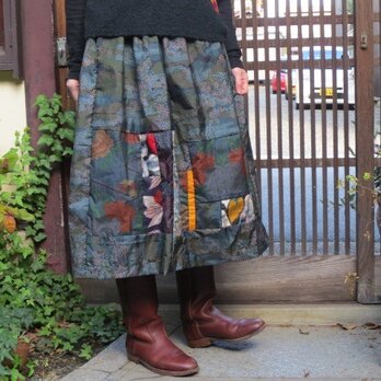 景色織り大島5種に銘仙パッチで♪ふんわりリメイクスカートの画像