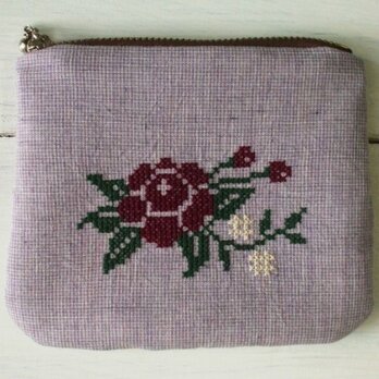 クロスステッチ花刺繍のミニポーチ　紫の画像