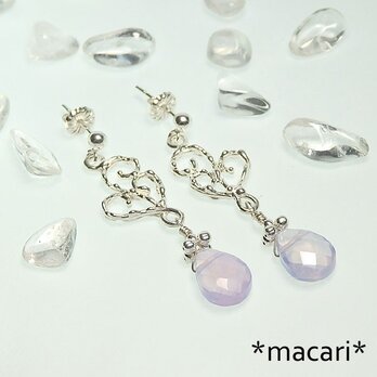 ラベンダークォーツの唐草ピアス