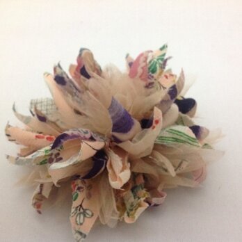 大輪菊 のコサージュの画像