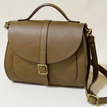 ☆受注生産☆オイルレザーのショルダーバッグ(カーキ)