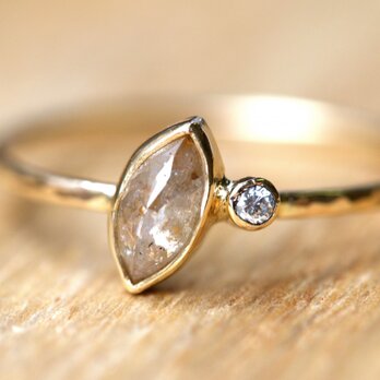 Baby Diamond Satellite Ring ベージュ
