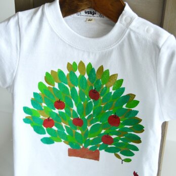 名入れ無料 子供用Tシャツ～りんごの木～ホワイトの画像