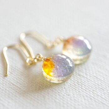 パウダーガラスのピアス・C636