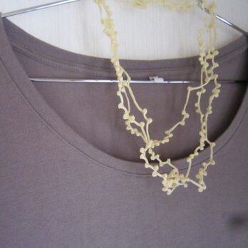 ライトイエローかぎ針編みネックレス