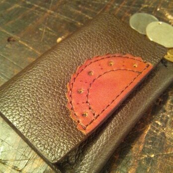 パスカードも入る♪ユニセックスで使えるトラッド調コインケース