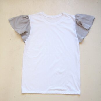 ホワイトグレーストライプ　バタフライ　Tシャツの画像