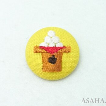 お月見刺繍ブローチ【お団子】の画像