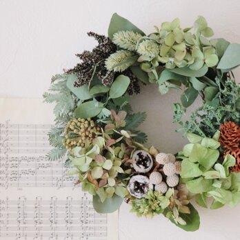 秋色あじさいと穂物のリース