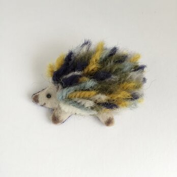 こどもはりねずみのブローチ