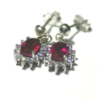 Synthetic spinel pierce earringsの画像