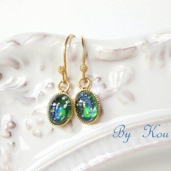 *。・小さな＊green opal・。V.ピアス。の画像