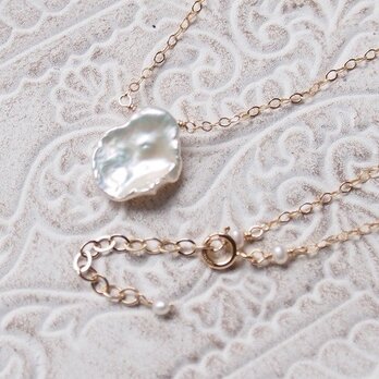 真珠の花びらネックレス（14kgf）の画像