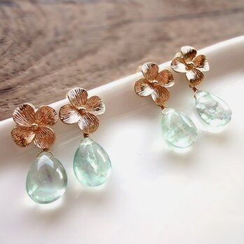 天然石のピアス■フローライト　ライトグリーン■Botanical　D