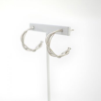 Silver Twist Hoop Pierceの画像