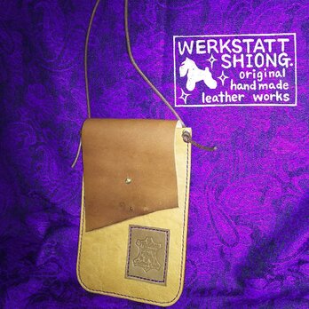 ☆本革☆小銭とカードが入る個性的スマホポシェット♪