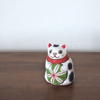 毬遊び猫土鈴（白ぶち）