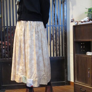初春に・・着物リメイク☆麻の葉紬に銘仙をワンポイント☆大人ロングの画像