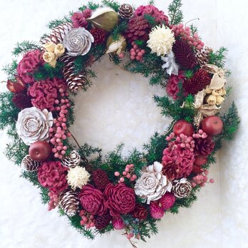 Preserved flowers wreath