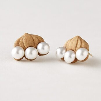 wood 手彫りのタマネギピアス　＜受注販売・イヤリング可＞