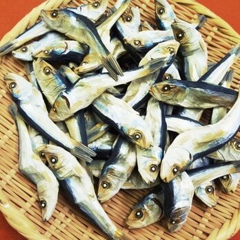 木彫りの「煮干し」ジャンボ盛りの画像