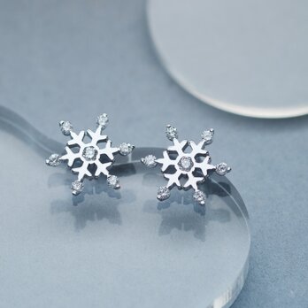 Brilliant 雪の結晶 ピアス シルバー925の画像