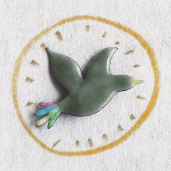 Brooch --- ▲MEDO▼ "とびたつ ハト"
