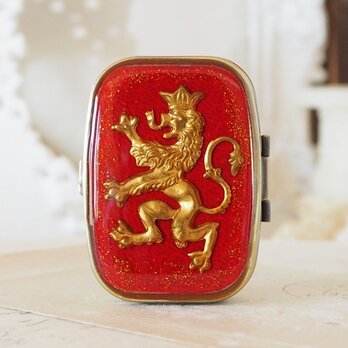 クラシカル小物入れ　紋章ライオン