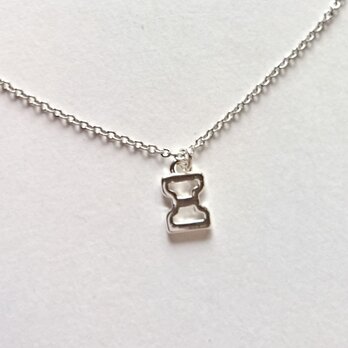 【 ギリシャ文字　グザイ　ξ　　　の　ネックレス　】