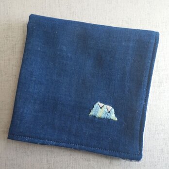 手刺繍入り4重ガーゼハンカチ「ふじさん2」の画像