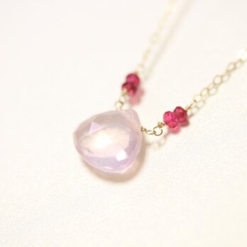 ローズクオーツとスピネルのネックレス