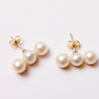 3粒淡水パールピアス