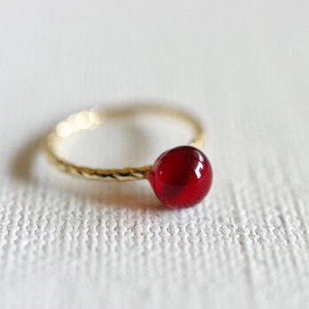 ガラス粒のピンキーリング・E008