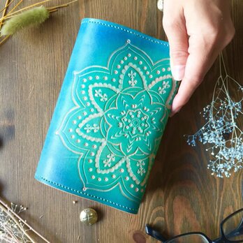 本革 育てるブックカバー 【あおみどり】