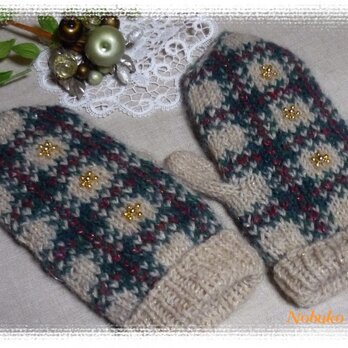 ビーズがきらきら！クリスマスカラーのミトン