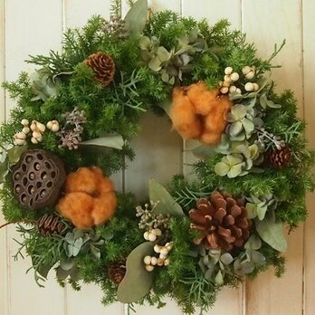 soldブラウンコットンと木の実のクリスマスリース