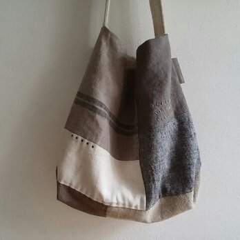 リネンパッチのワンハンドルショルダー　"トープ 2"