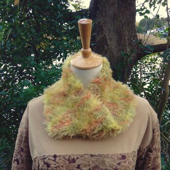 手編みのファーのメビウススヌード･2の画像