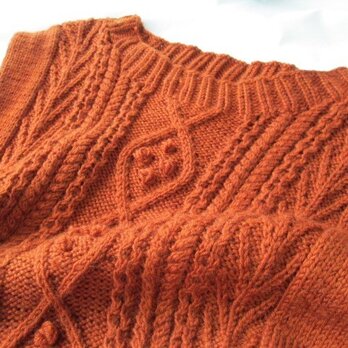 あったか伝統模様のベスト風チュニック