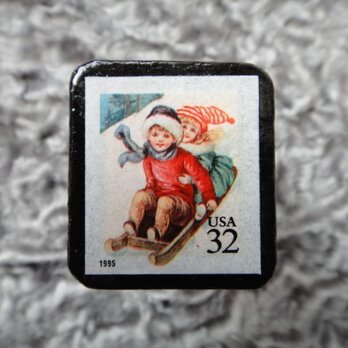 アメリカ　切手ブローチ524