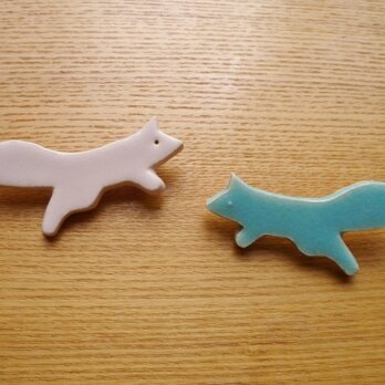 きつねのブローチ　５