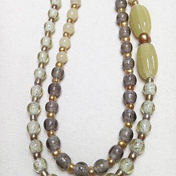 Bari tonbodama necklaceの画像