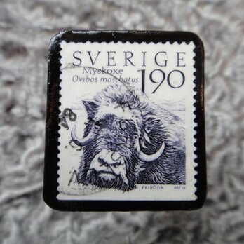 アップサイクル　スウェーデン　切手ブローチ 579の画像