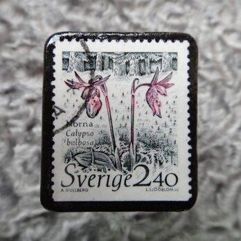 アップサイクル　スウェーデン　切手ブローチ 589の画像