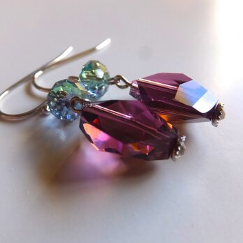 Purple Swarovski pierceの画像