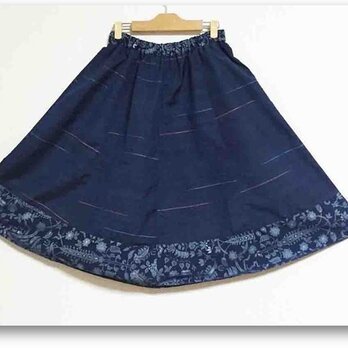 藍色紬×藍色ジャカード着物リメイクギャザーフレアスカート57(Mサイズ）の画像