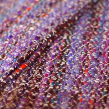 手紡ぎのマフラー（紫色・綾織）の画像