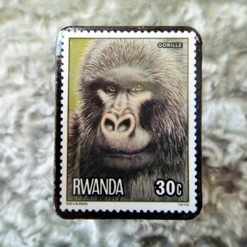 ルワンダ　切手ブローチ680の画像