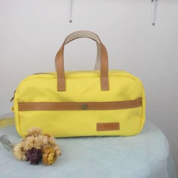 きれいなレモンイエローのミニボストンバッグ（帆布）の画像